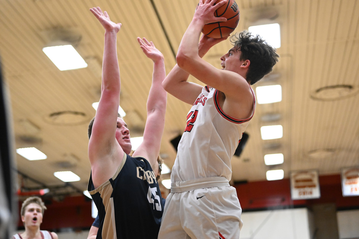 Lincoln Canby boys basketball Leon Neuschwander 9